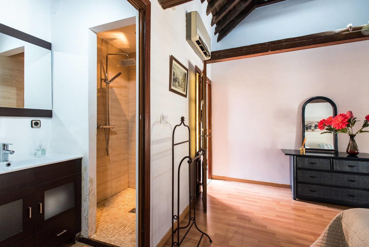The Bell Ringer House Appartement Sevilla Buitenkant foto